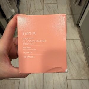 TIRTIR Mask Fit All Cover Foundation 17N Vanilla
